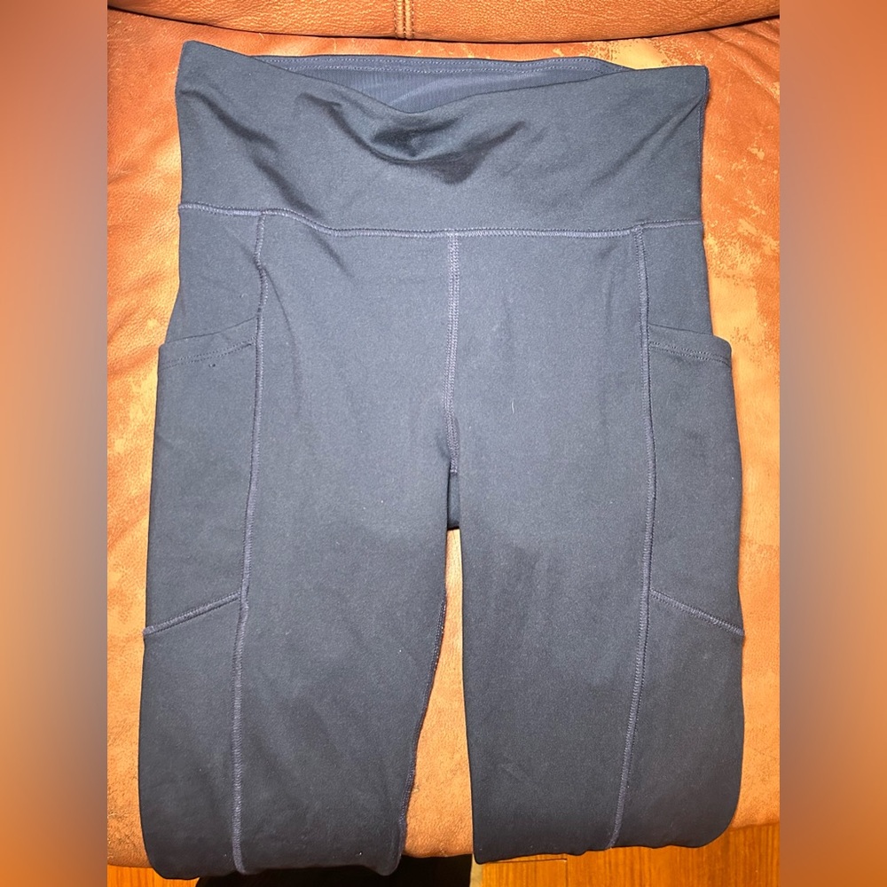 Marika Navy High-Waisted 7/8 Leggings - Picture 3 of 5